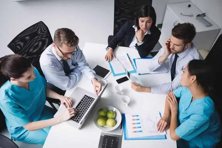 The DoctorLive team collaborating